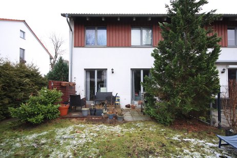 Attraktives, vollunterkellertes Reihenendhaus auf sonnigem Südwest-Grundstück in gefragter Wohnlage