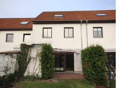 Attraktives Reihenhaus in der Parkstadt Falkensee auf sonnigem Südgrundstück