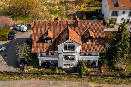 Aufgeteiltes Mehrfamilienhaus mit 9 attraktiven Wohneinheiten in bester Lage von Dallgow-Döberitz