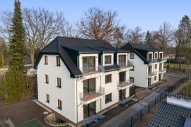 Beeindruckend schöne 2-Zimmer-Wohnung mit Balkon in exklusiver Seenähe