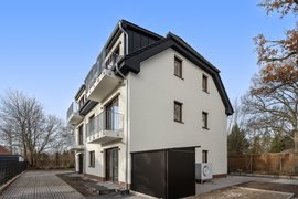 Beeindruckend schöne 2-Zimmer-Erdgeschosswohnung mit Terrasse in exklusiver Seenähe