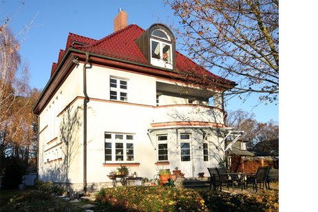 Beeindruckend schöne Art-Déco Villa von 1929 auf sonnigem Südgrundstück in Toplage!
