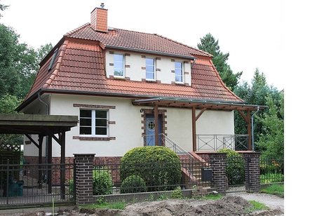 Beeindruckend schönes Einfamilienhaus von 1936 in direkter Nähe vom Lindenweiher in Finkenkrug