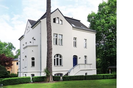 Beeindruckend schönes Jugendstil-Juwel von 1898 in Spitzenlage von Falkensee-Falkenhain