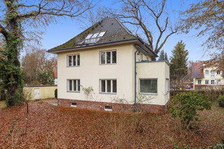 Beeindruckendes Juwel von 1934: Einfamilienhausvilla in Spitzenlage von Falkensee-Finkenkrug