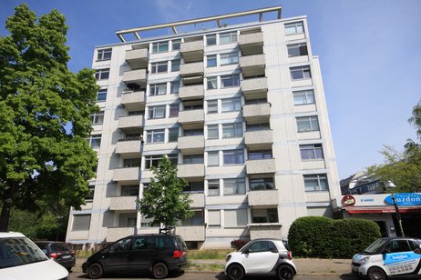 Bestlage Berlin-Schmargendorf! Schöne 2,5-Zimmer-Wohnung mit Balkon