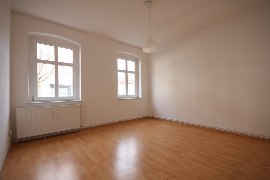 Bezugsfreie 2-Zimmer-Hochparterre-Wohnung in bester Lage von Rathenow