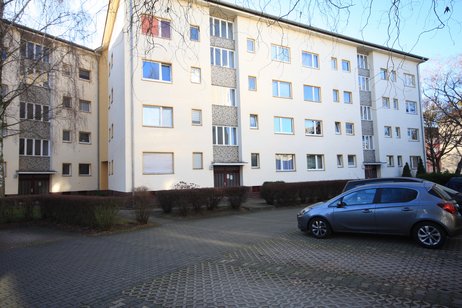 Bezugsfreie 2-Zimmer-Wohnung mit Balkon in bevorzugter Wohnlage von Berlin-Spandau