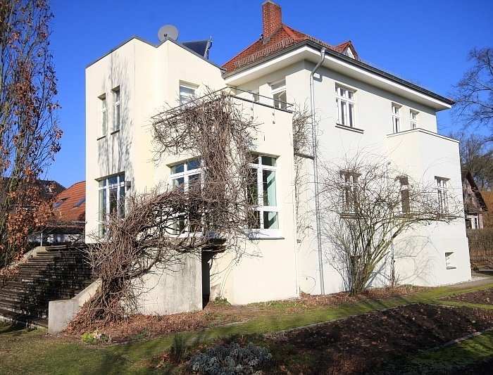 Bildschöne Altbauvilla von 1932 mit geschmackvoller Ausstattung auf herrlichem Südgarten
