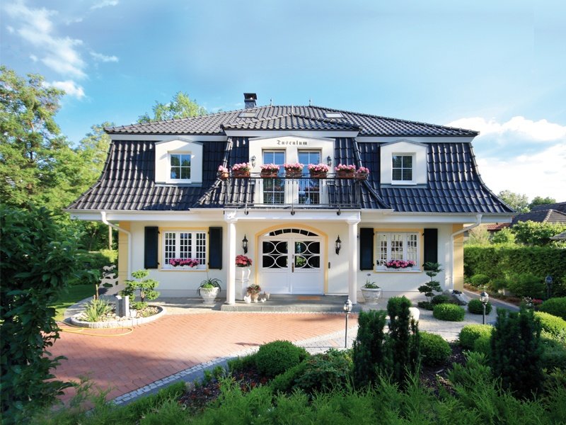 Bildschöne Neubau-Villa mit Einliegerwohnung auf schönem Südwest-Grundstück!