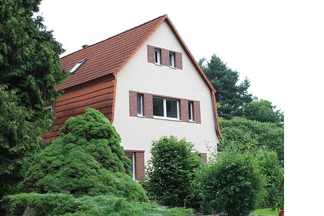 Charmante Doppelhaushälfte von 1930 - nur wenige Meter zum Falkenhagener See!