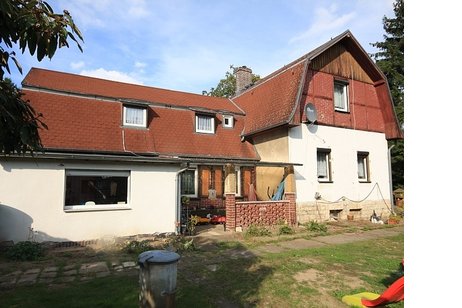 Charmantes Einfamilienhaus aus den 20er-Jahren in direkter Nähe vom idyllischen Lindenweiher!