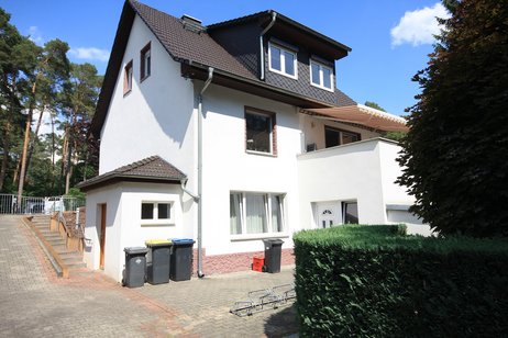 Charmantes Einfamilienhaus aus den 30er Jahren auf Erbpachtgrundstück in beliebter Lage von Schönwalde-Glien