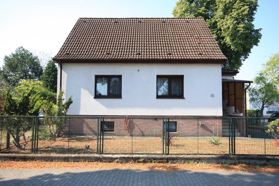 Charmantes Einfamilienhaus aus den 30er Jahren auf sonnigem Südgarten