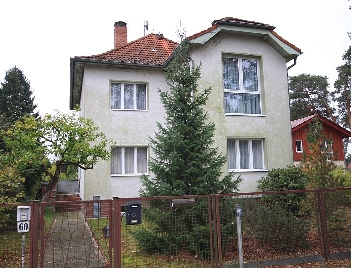 Charmantes Einfamilienhaus von 1932 mit weiteren Bauplatz in Spitzenlage von Falkensee-Finkenkrug