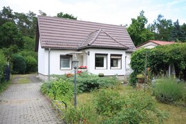 Charmantes Kleinwohnhaus mit Grün- und Waldflächen – naturnahe Lage am Krüpelsee