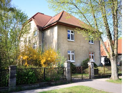 Charmantes Mehrfamilienhaus von 1930 mit 4-5 Wohneinheiten in direkter Nähe vom Lindenweiher!