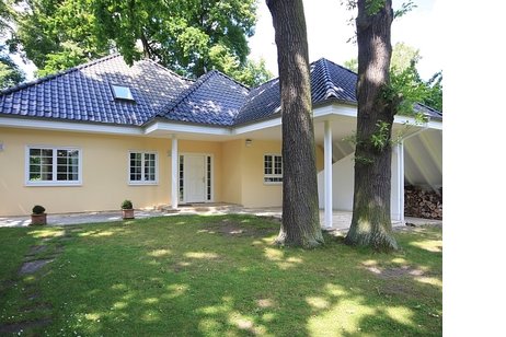 Exklusives Einfamilienhaus mit exzellenter Ausstattung auf Süd-/Westgrundstück in Toplage Finkenkrug