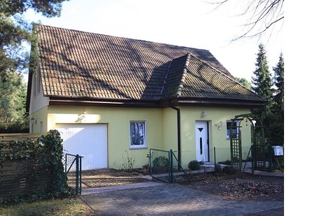 Familienfreundliches Einfamilienhaus mit Garage und Wintergarten in Top-Lage Falkenhagener Alpen