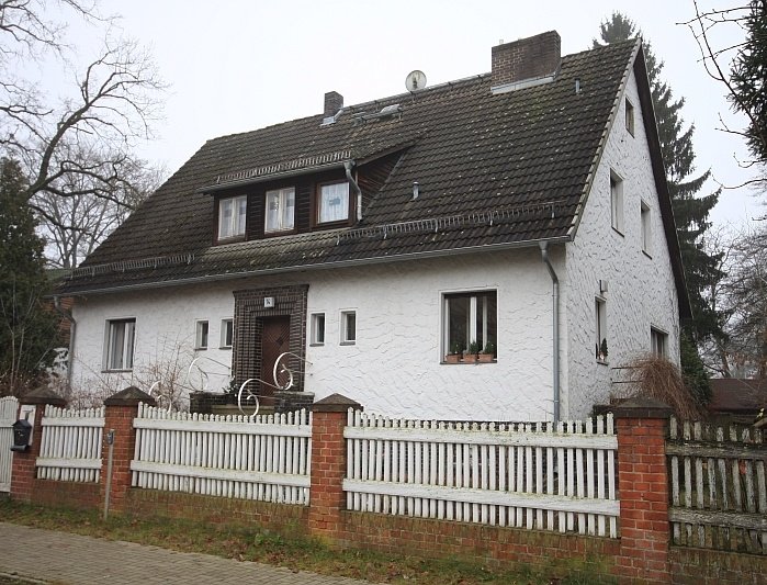 Großzügige Ein- bis Zweifamilienhaus-Villa von 1939 in absoluter Toplage von Falkensee-Finkenkrug