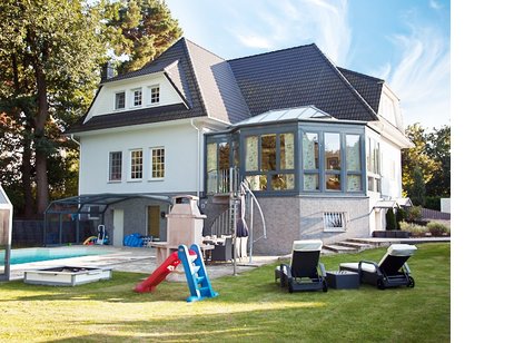 +IMMOBILIENFILM+ Exklusives Villenanwesen zum Wohnen und Arbeiten, das keine Wünsche offen lässt!