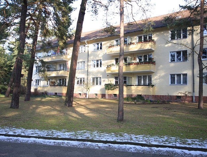 Interessante Drei-Zimmer-Wohnung mit Balkon in direkter Nähe zum Grunewald