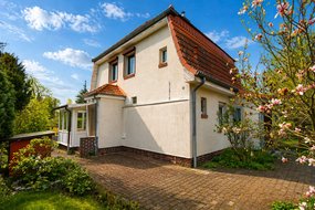 Interessantes Einfamilienhaus mit möglichem Bauplatz in schöner Lage von Finkenkrug