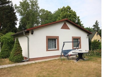 Kleines Einfamilienhaus auf sehr gepflegten Gartengrundstück mit sonniger Süd/West-Ausrichtung