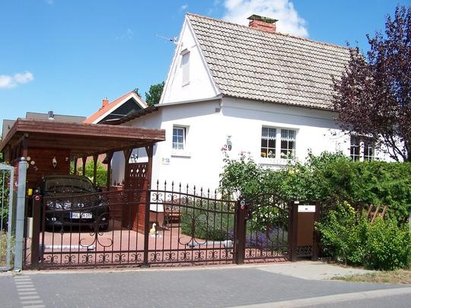 Kleines, gemütliches Einfamilienhaus auf sonnigem Süd-/West-Grundstück!