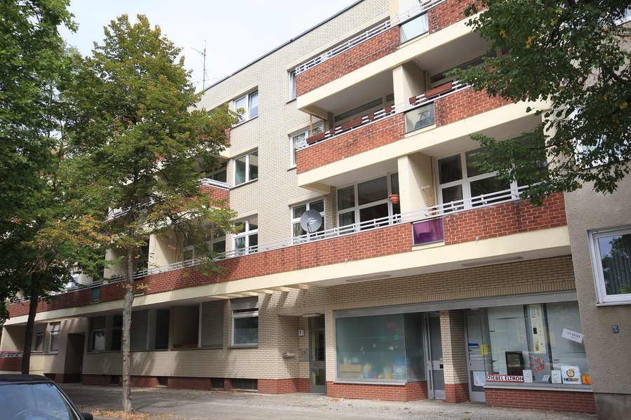 Lichtdurchflutete Zwei-Zimmer-Wohnung mit Südbalkon in ruhiger Wohnlage von Berlin-Spandau