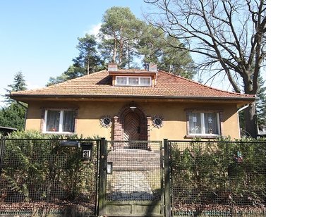 Liebhaberobjekt für den Kennerblick! Altbau-Villa in der Villenkolonie Falkenhain