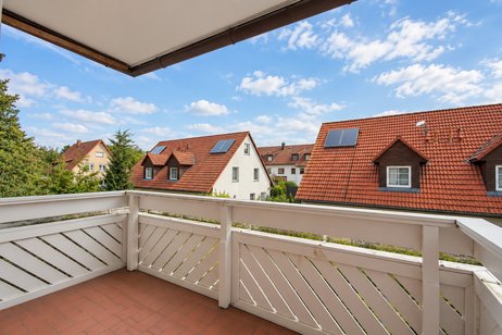 Schöne 2-Zimmer-Wohnung mit Balkon und Stellplatz in begehrter Wohnlage