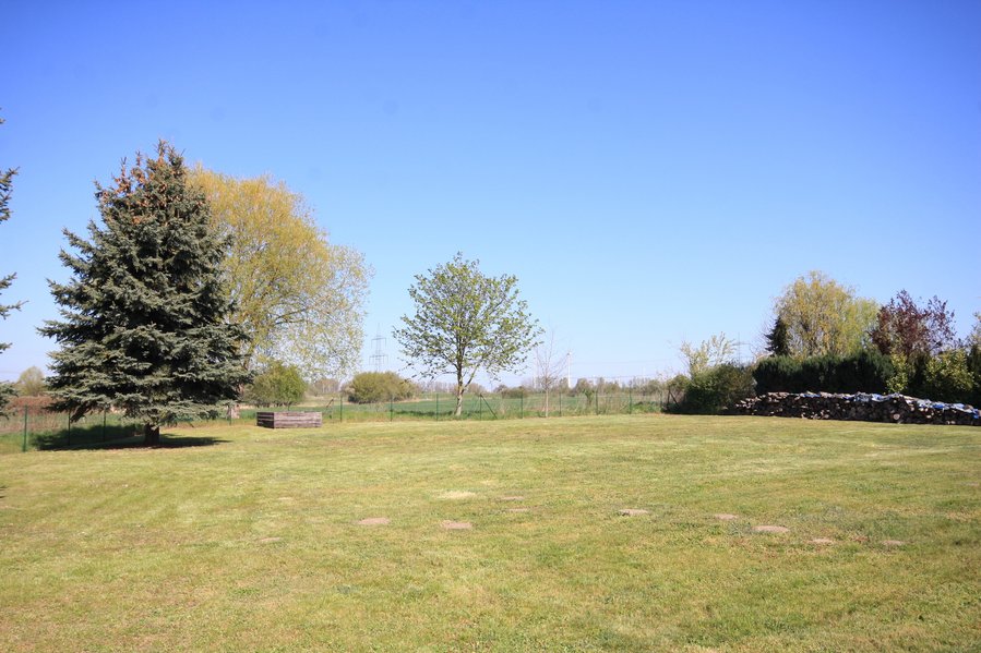 Landwirtschaftliche Fläche (kein Bauland) mit Blick auf Felder und Wiesen