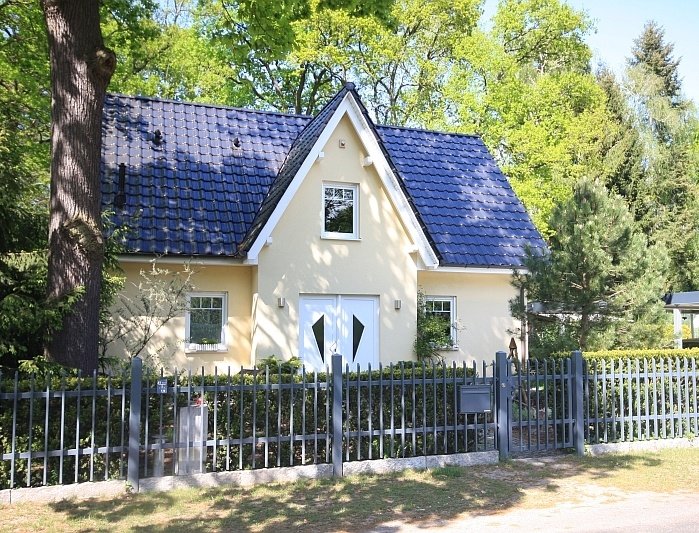 Sehr gepflegtes Einfamilienhaus mit hochwertiger Ausstattung auf sonnigem Gartengrundstück!