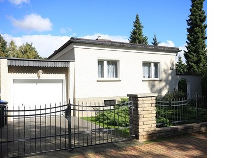 Sehr gepflegtes Einfamilienhaus mit hochwertiger Ausstattung in absoluter Bestlage von Waldheim