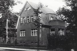 Sehr schöne Altbauvilla von 1932 in direkter Nähe vom idyllischen Lindenweiher