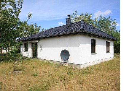 Sehr schöner Bungalow mit bester Ausstattung und herrlichem Weitblick auf Felder und Wiesen