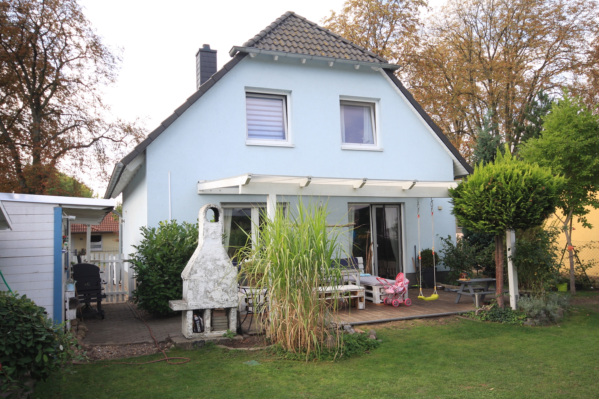 Sehr schönes Einfamilienhaus mit bester Ausstattung auf sonnigem
