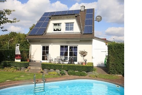 Sehr schönes Einfamilienhaus mit hochwertiger Ausstattung auf Südgarten in Toplage von Finkenkrug