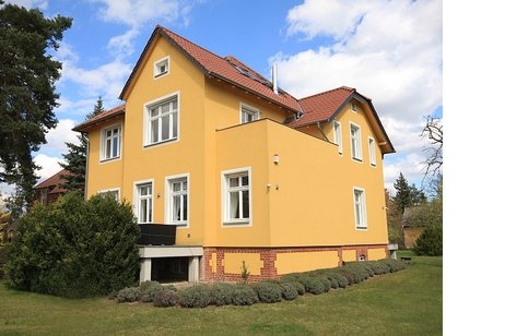 Sehr schönes Jugendstil-Juwel von 1906 auf parkähnlichem Grundstück in Bestlage von Finkenkrug