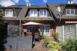 Sehr schönes Reihenhaus mit bester Ausstattung in optimaler Berlin- sowie Bahnhofsnähe!