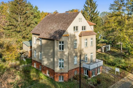 Seltene Gelegenheit: Jugendstilvilla von 1912 "Villa Waldblick" mit 1-4 Wohneinheiten u. weiterem Bauplatz
