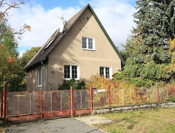 Solides Einfamilienhaus aus den 30er-Jahren in ruhiger Wohnlage von Falkensee-Falkenhain