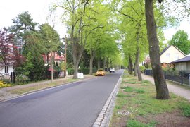 Sonniges Südgrundstück in schöner Baumallee - Falkensee-Falkenhainer Villenlage
