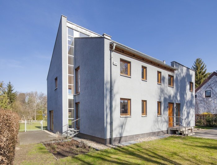 Spektakuläres, lichterfülltes Einfamilienhaus mit hervorragender Ausstattung in Spitzenlage