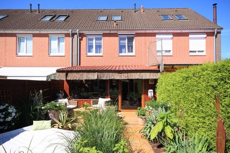 Top gepflegtes Reihenhaus mit Wintergarten in bester Wohnlage von Dallgow-Döberitz