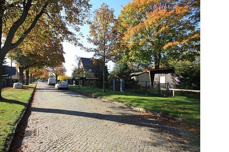 Traumgrundstück in ruhiger und zentraler Wohnlage mit sonniger Süd/West-Ausrichtung
