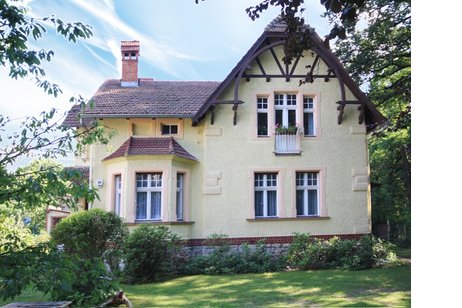 Zauberhafte Jugendstilvilla von 1904 mit viel originalem Altbau-Charme!