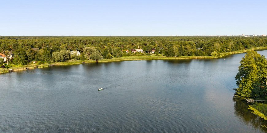 Der See von oben